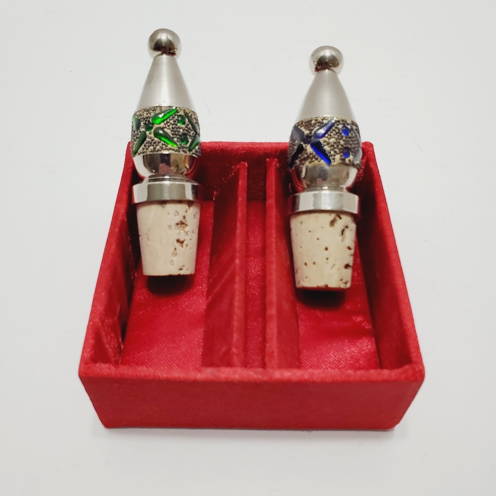 Foreside Wine Bottle Stoppers Set of 2 Green and Blue Stones